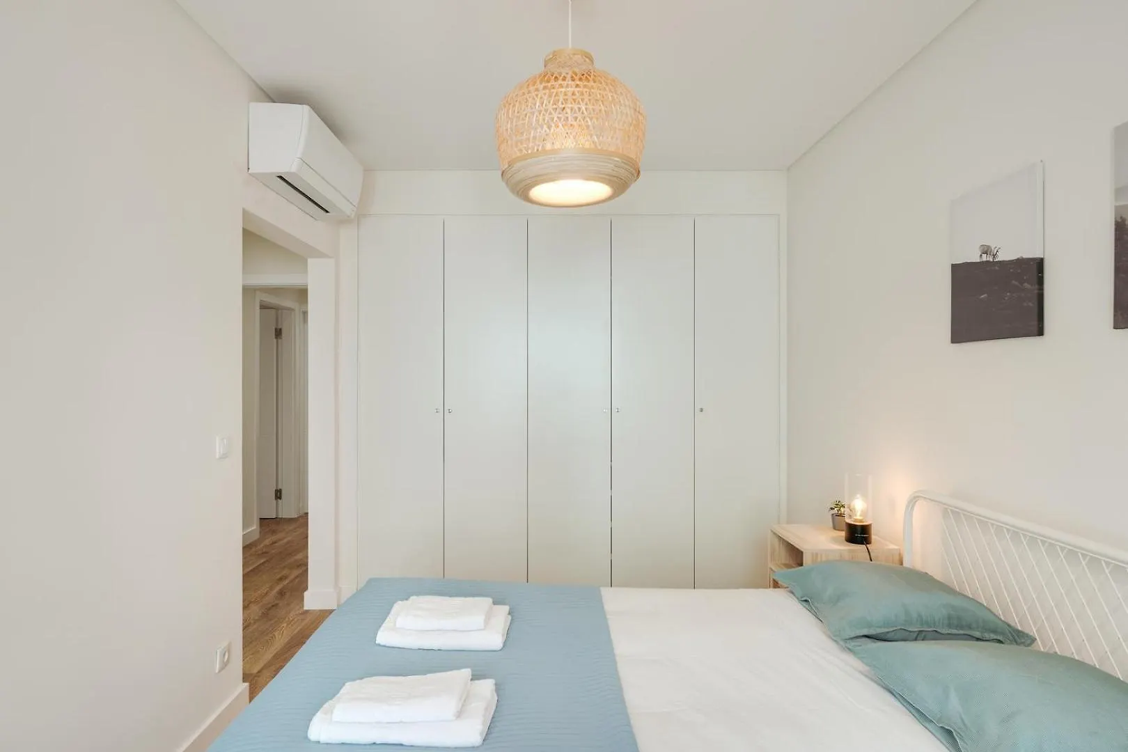 Hostwise - Flat W/ Balcony & Workspace Lisboa Portekiz