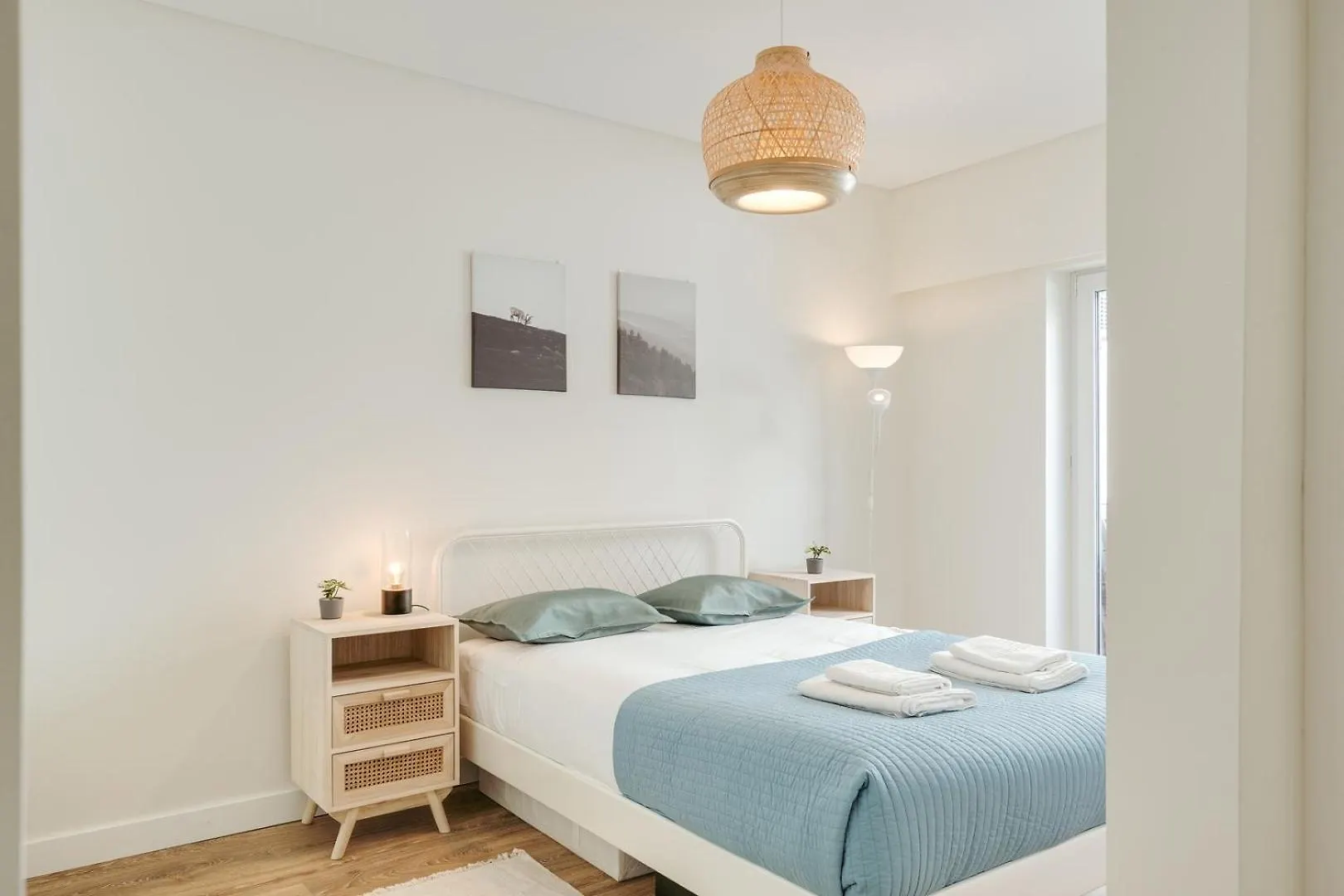 Hostwise - Flat W/ Balcony & Workspace Lisboa