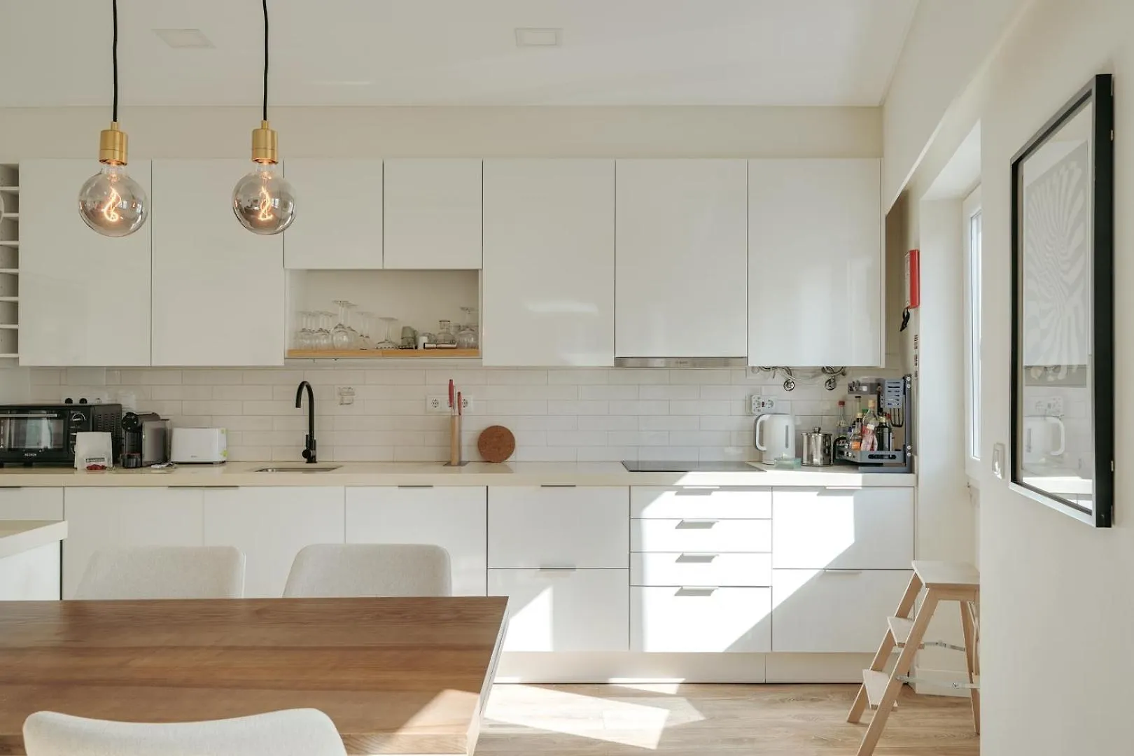 Hostwise - Flat W/ Balcony & Workspace Lisboa Daire