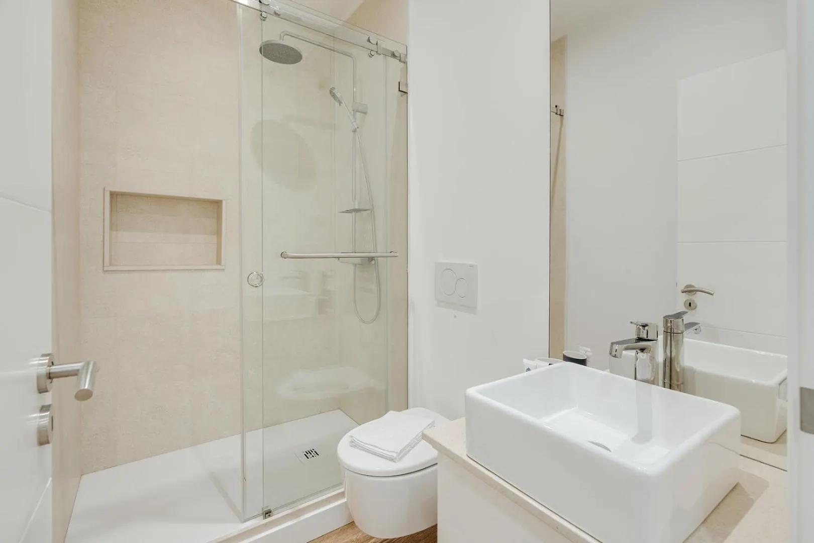 公寓 Hostwise - Flat W/ Balcony & Workspace Lisboa 葡萄牙