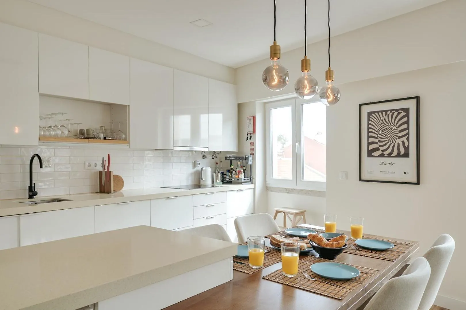 公寓 Hostwise - Flat W/ Balcony & Workspace Lisboa