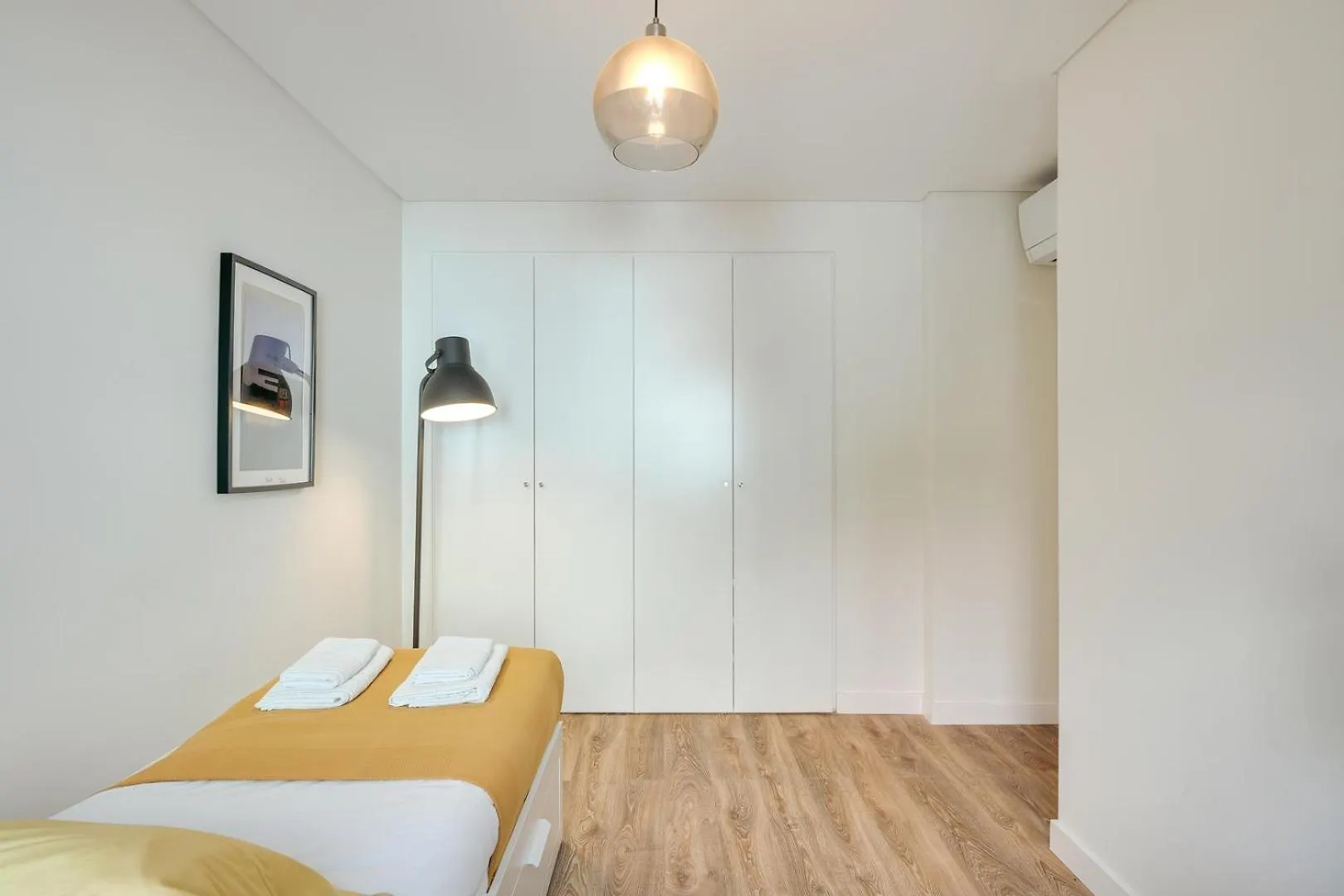 公寓 Hostwise - Flat W/ Balcony & Workspace Lisboa